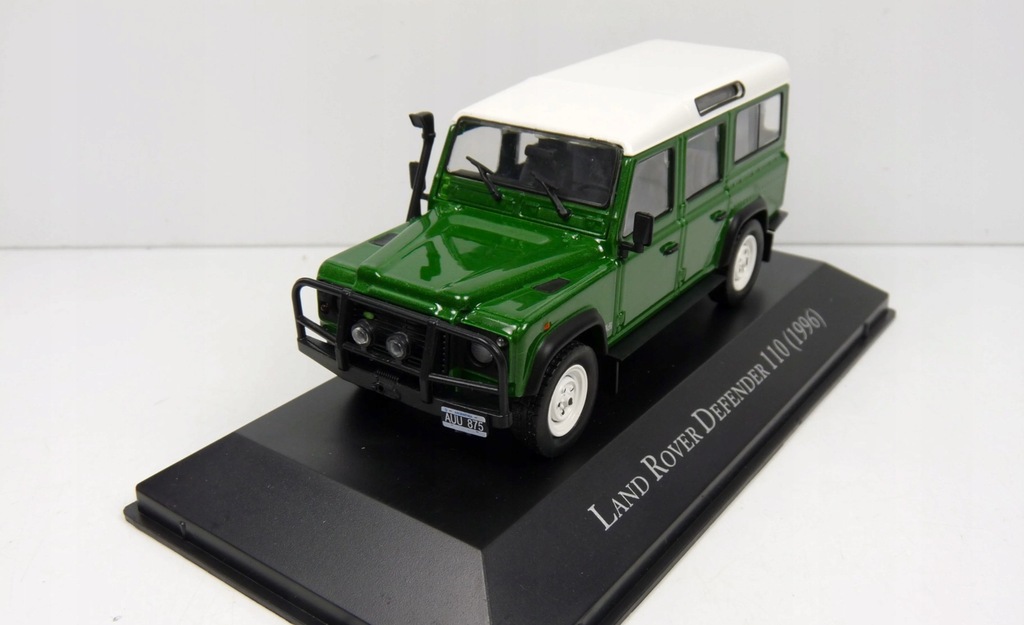 MAJORETTE 1/64 LAND Rover Defender 110 Deluxe Cars 2024 Voiture EUR 12 - Foto 7