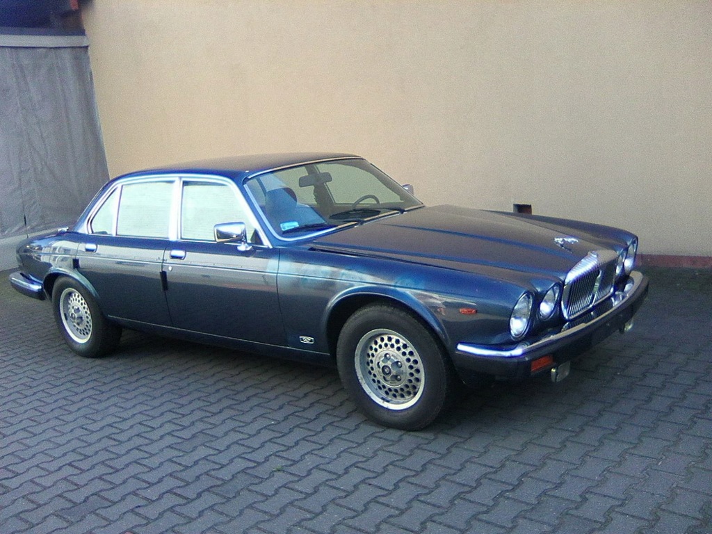 Jaguar XJ 12 Daimler Double-Six H.E 1985r Oryginał