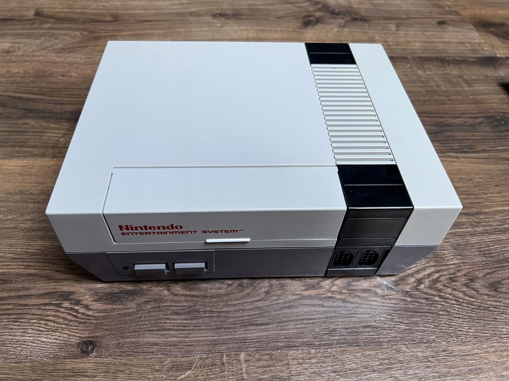 Nintendo NES sama jednostka, ładna