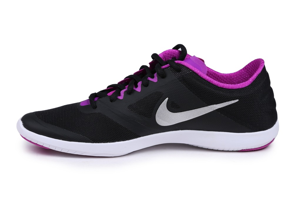 nike wmns studio trainer 2