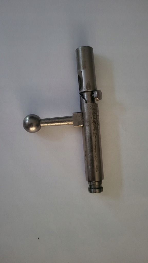 Trzon zamka Kbks część