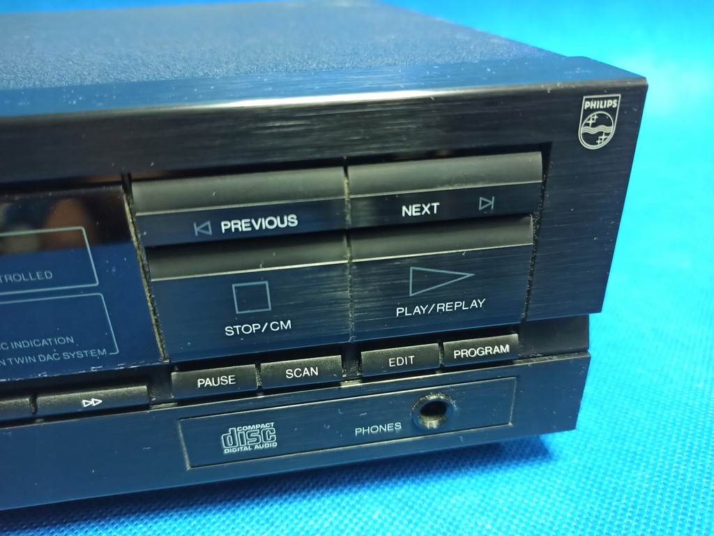 Купить Philips CD-604/TwinDAC/Бельгия CD-проигрыватель: отзывы, фото, характеристики в интерне-магазине Aredi.ru