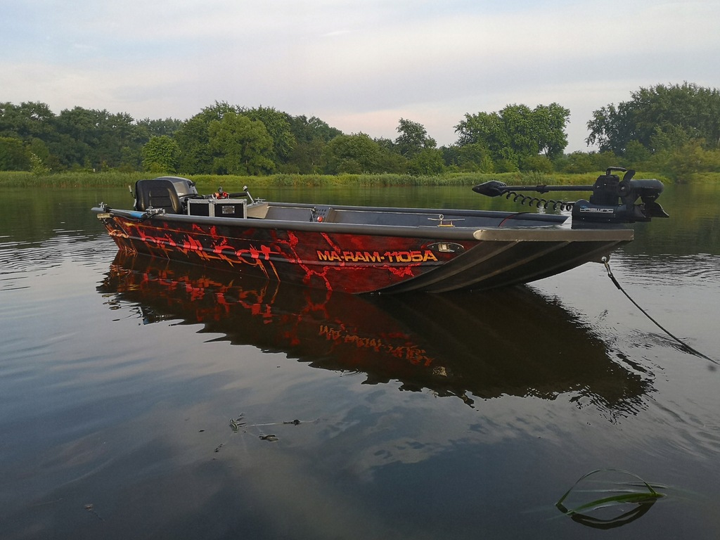 Łódź aluminiowa DEVILCRAFT 470