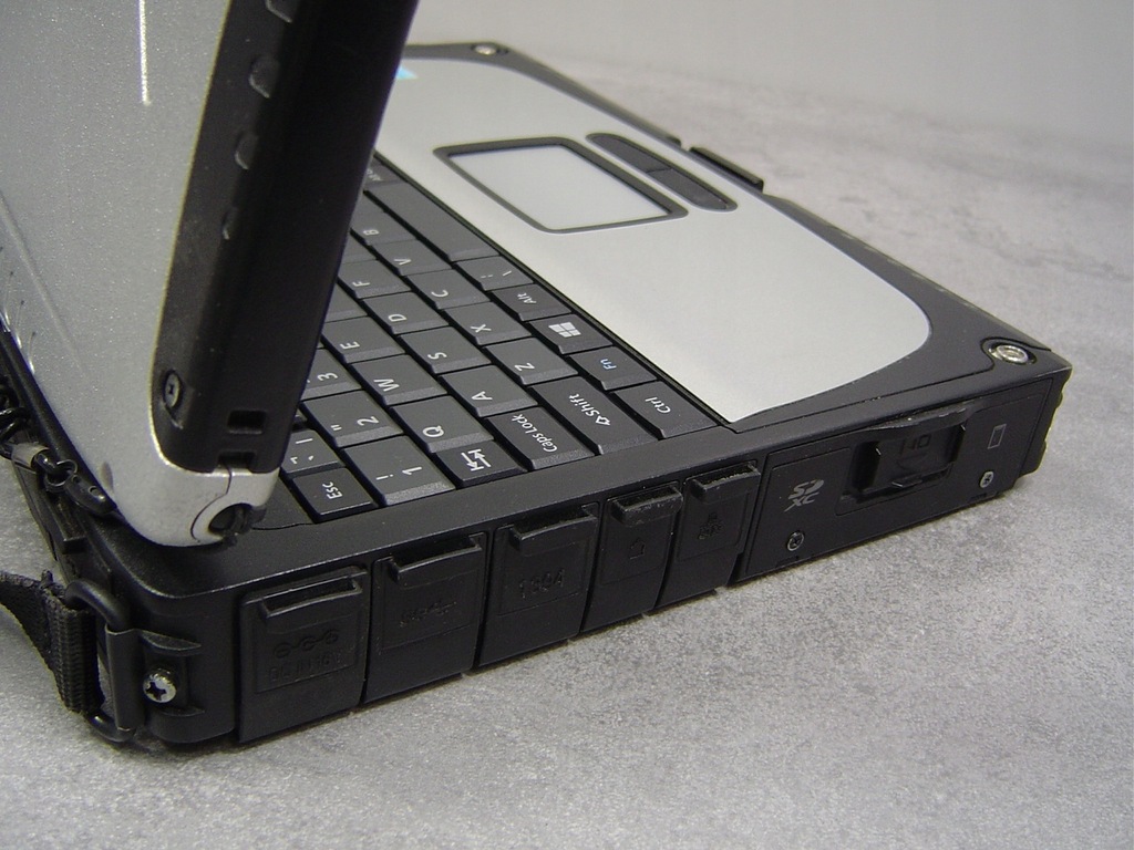 Купить Panasonic Toughbook CF-19 MK7 i5 8 ГБ 256SSD 7Pro: отзывы, фото, характеристики в интерне-магазине Aredi.ru