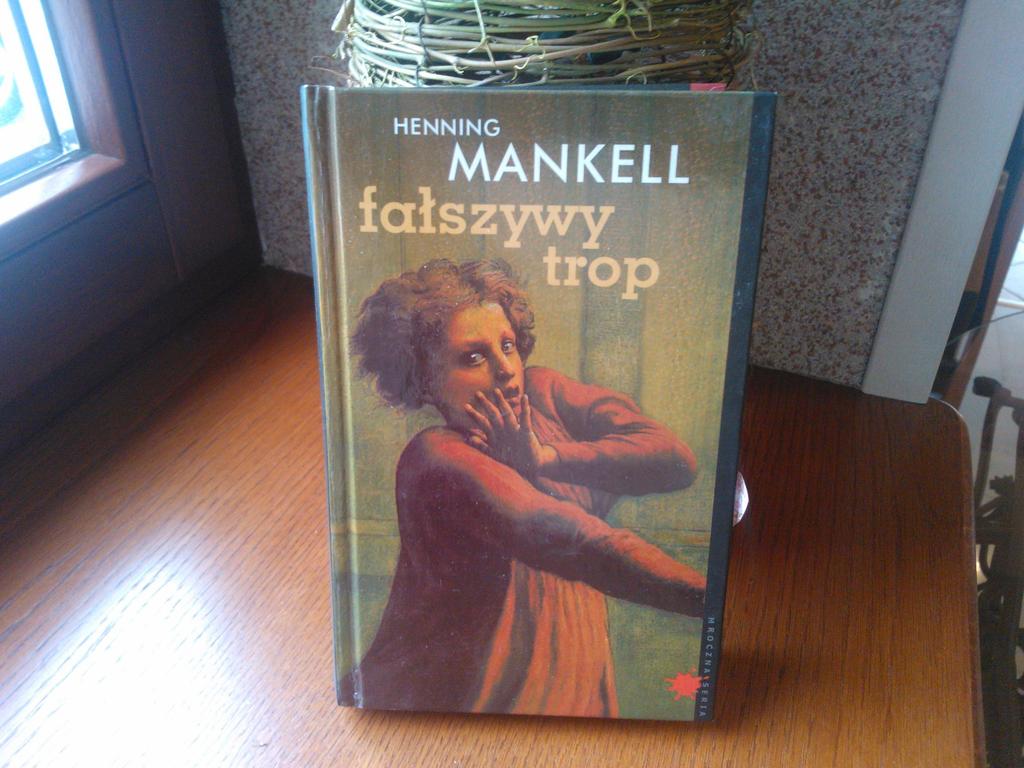 Henning Mankell  " Fałszywy trop "