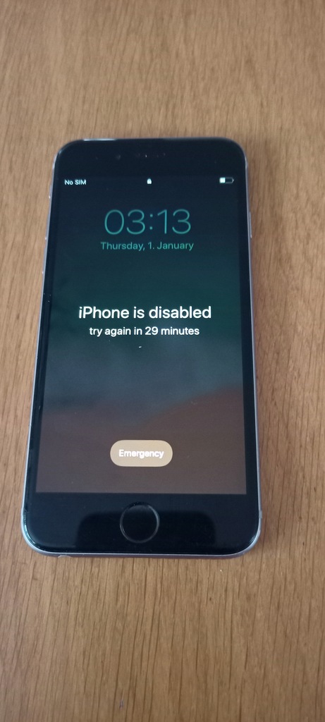 Smartfon Apple iPhone 6s srebrny 64gb