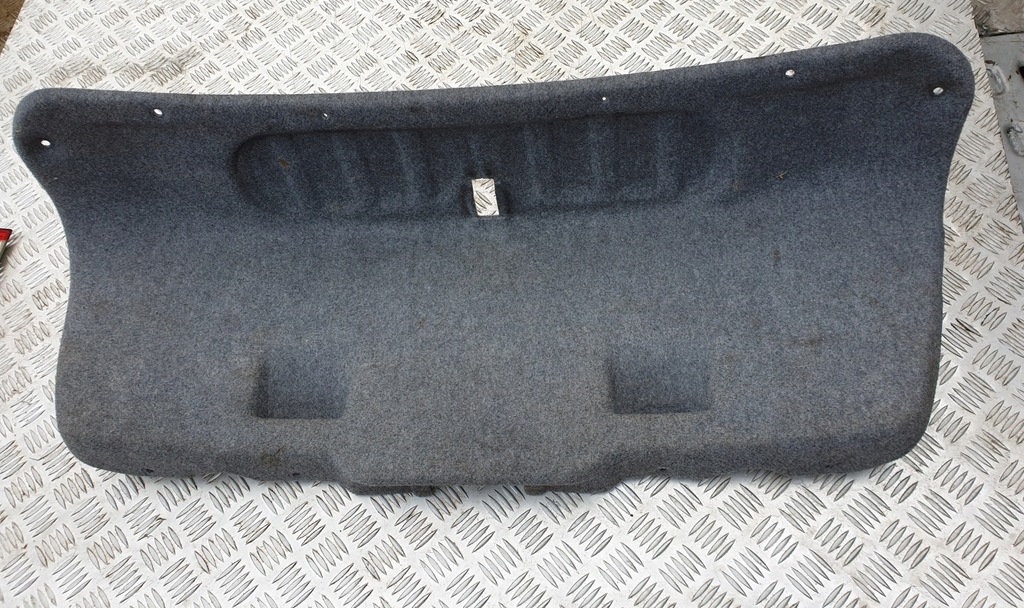TAPICERKA KLAPY BAGAŻNIKA BMW E46 SEDAN