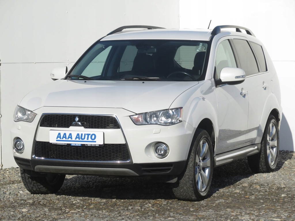 Купить Mitsubishi Outlander 2.4, Салон Польша: отзывы, фото, характеристики в интерне-магазине Aredi.ru