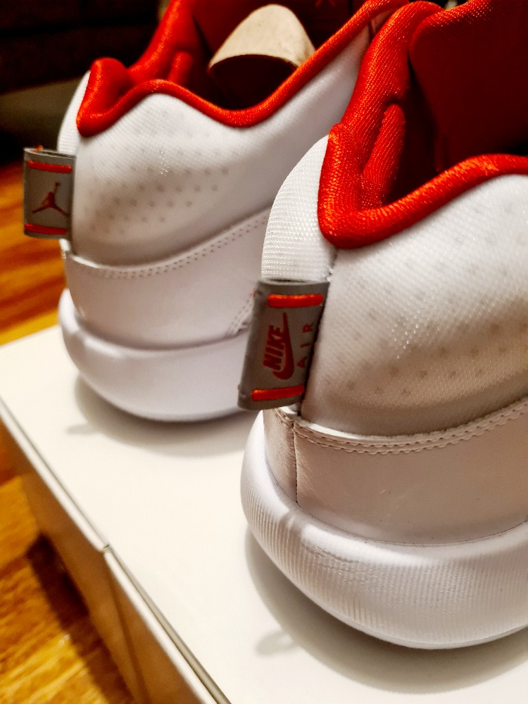 Купить Кроссовки Nike Jordan XXXV 35 White Fire Red, размер 45,5, США 11,5: отзывы, фото, характеристики в интерне-магазине Aredi.ru