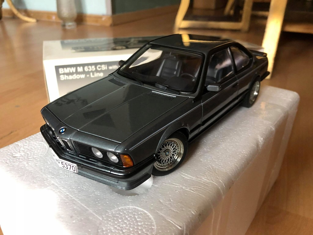 BMW M635 CSi Shadow Line 1:18 AutoArt - 11188018338