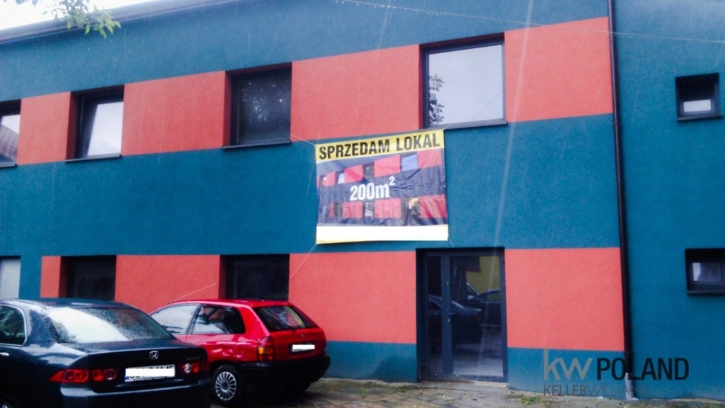 Komercyjne, Knurów, Gliwicki (pow.), 204 m²