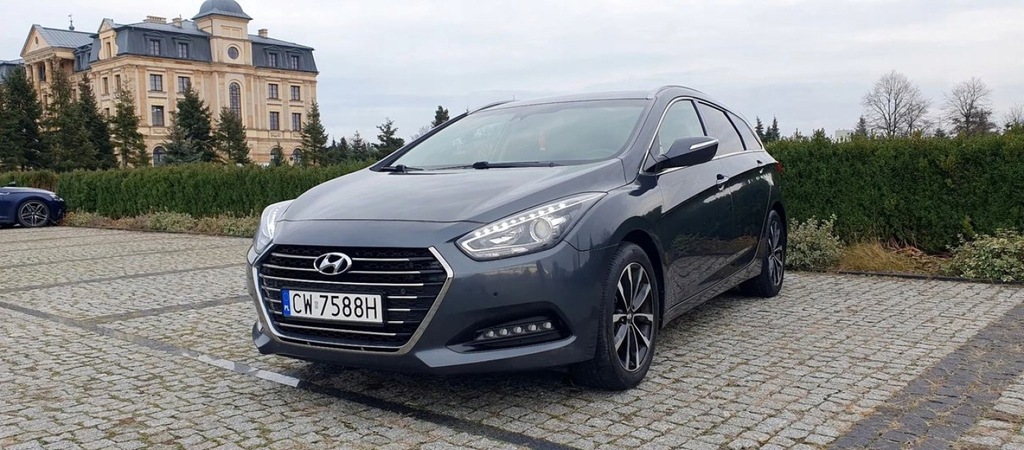 Hyundai i40 AutomatNaviKamera201 tys wpisuje n...