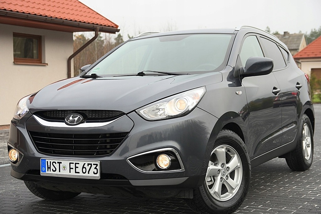 Купить HYUNDAI ix35 2.0 CRDi 136KM_ГЕРМАНИЯ_4x4_КАК НОВЫЙ!: отзывы, фото, характеристики в интерне-магазине Aredi.ru