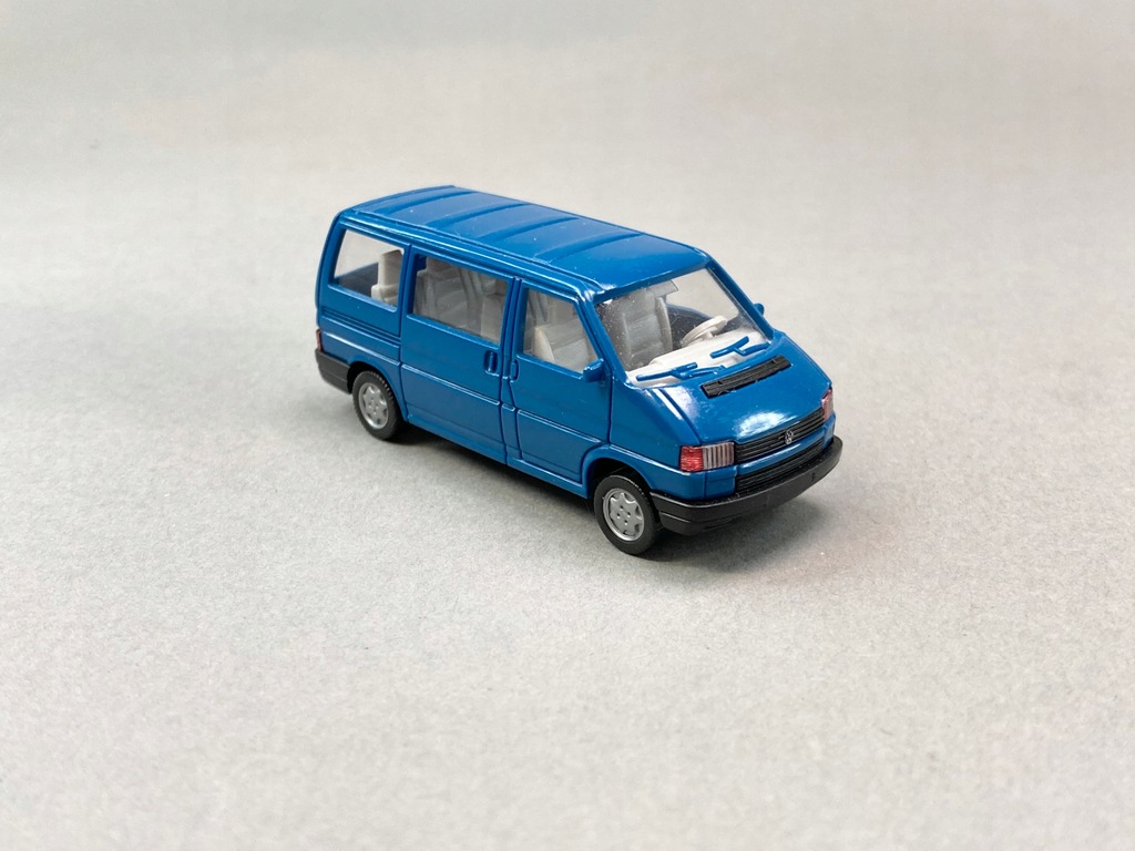 Volkswagen Transporter T4 Caravelle - Wiking 1:87