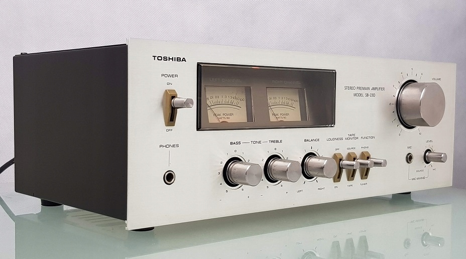 昭和レトロ　TOSHIBA　HiFi STEREO AMPLIFER Rare Vintage Toshiba SA-V10 Cassette Deck & SA-V10 Amplifier