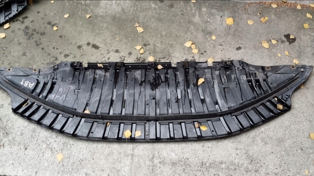 OSŁONA POD ZDERZAK AUDI A8 4HO 10-15r