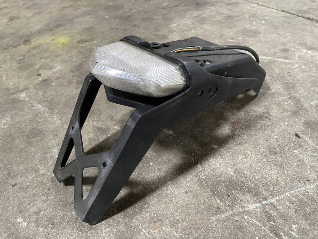 Lampa tył Derbi senda Blotnik tył nadkole