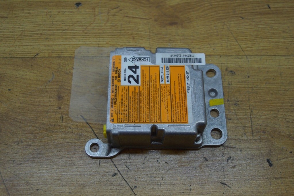 MODUŁ SENSOR AIRBAG NISSAN NAVARA D40 988205X60A 10096174993