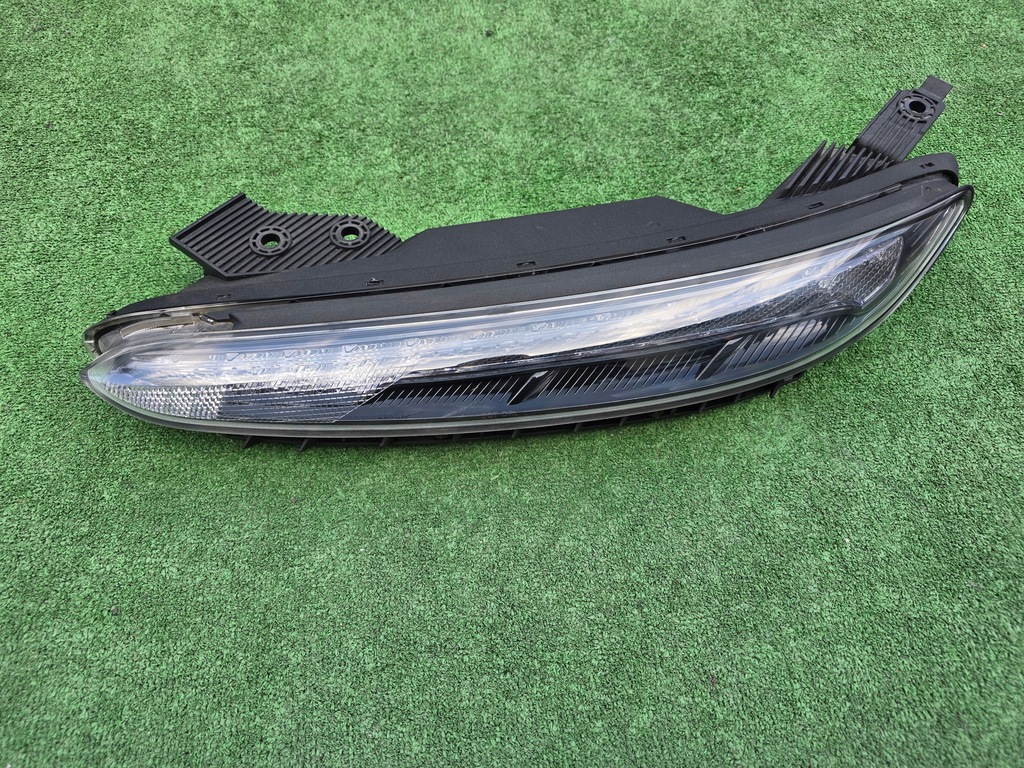 HYUNDAI KONA LIFT LED LEWY