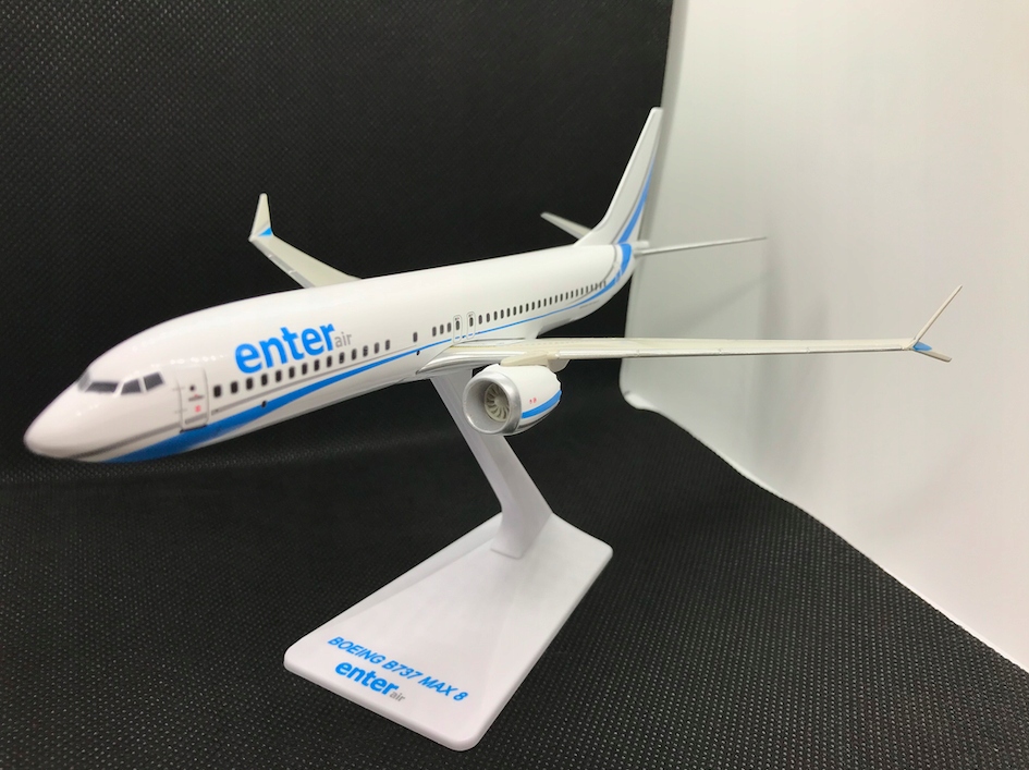 Купить Модель самолета Boeing 737 MAX 8 ENTER AIR + БЕСПЛАТНО: отзывы, фото, характеристики в интерне-магазине Aredi.ru