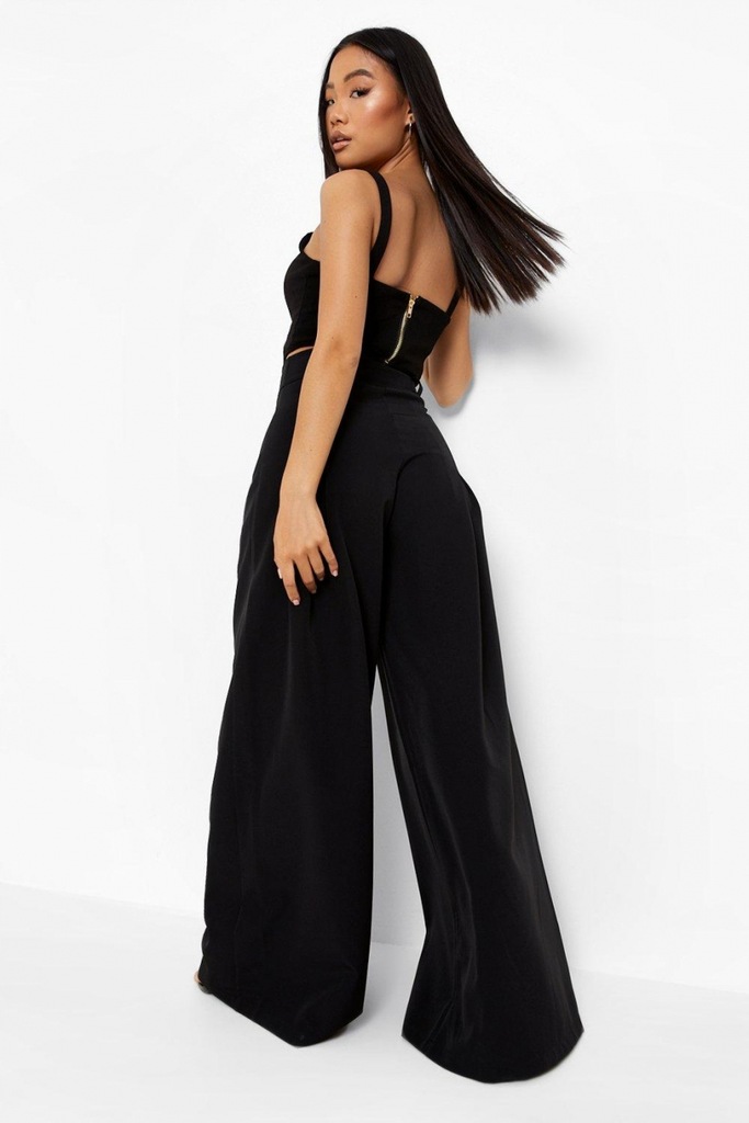 boohoo trainers womens