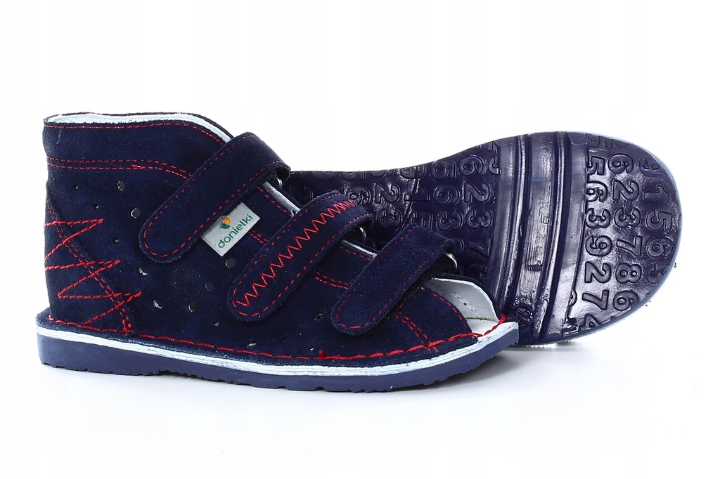 Danielki kapcie profilaktyczne T105 r 23 granat/cz