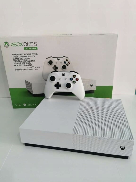 Microsoft Xbox One S 1TB All-Digital Edition - Ceny i opinie