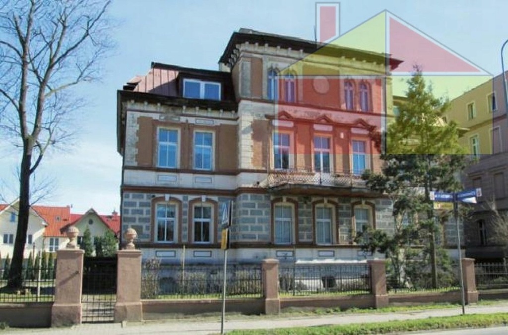 Biuro, Oleśnica, Oleśnicki (pow.), 1909 m²