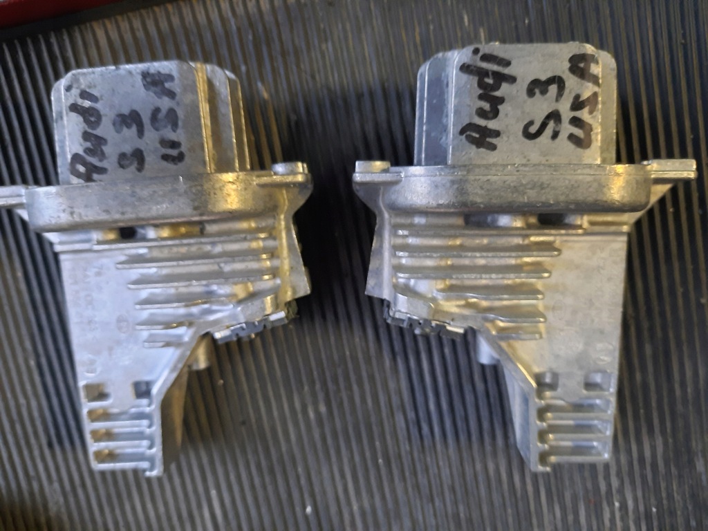 PRZETWORNICA MODUŁ LED AUDI S3 A3 8V5