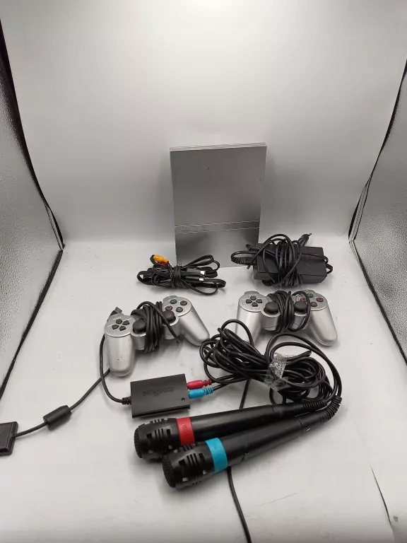 KONSOLA PLAYSTATION 2 PS2 SLIM SILVER SLIM SCPH-77004 2X PAD