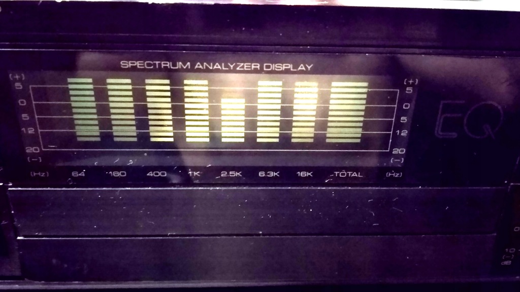 Купить ЭКВАЛАЙЗЕР CLATRONIC EQ-184 ЭКВАЛАЙЗЕР с анализатором: отзывы, фото, характеристики в интерне-магазине Aredi.ru