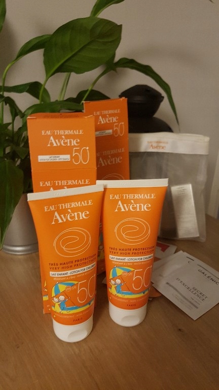 Avene SUN mleczko dla dzieci spf50+ 2x100ml+gratis