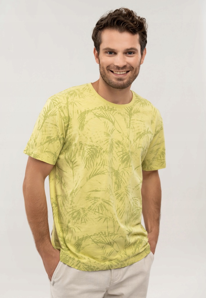 MĘSKI T-SHIRT Z NADRUKIEM FULL PRINT ŻÓŁTA COMFORT FIT VOLCANO T-EXOTIC M