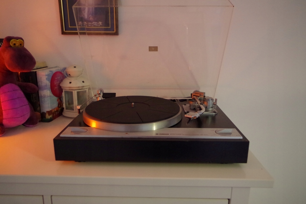 Gramofon YAMAHA YP-D71 Kwarc DREWNO VINTAGE