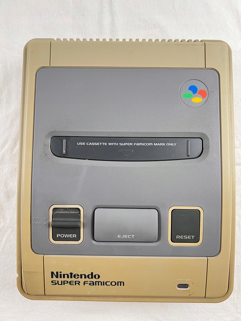 Nintendo Super Famicom / SNES / NTSC-J / SFC