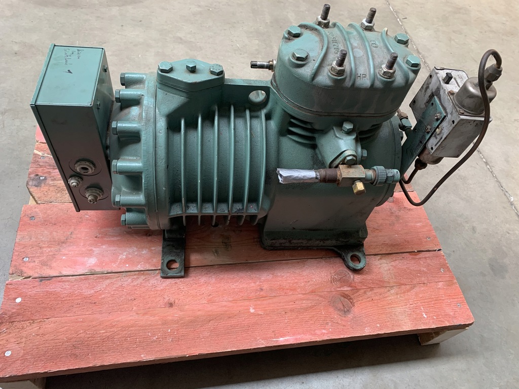 Купить Холодильный компрессор Bitzer 20-4.2 22;14м3/ч: отзывы, фото и ...