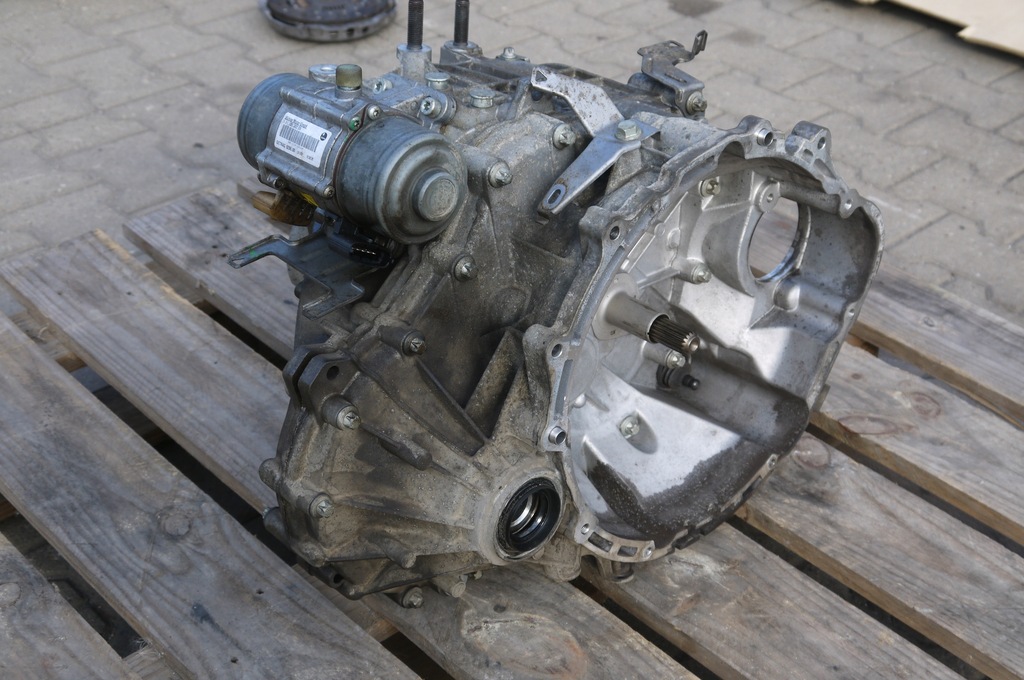 COLT VI Z30 SKRZYNIA BIEGÓW AUTOMAT SMART KPL.