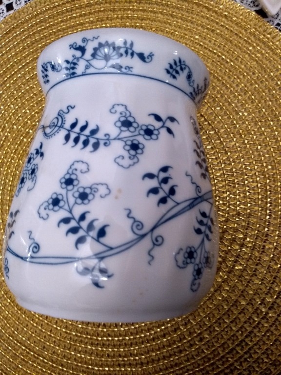 porcelana wzór cebulowy, wysokość 13 cm. Mandarin