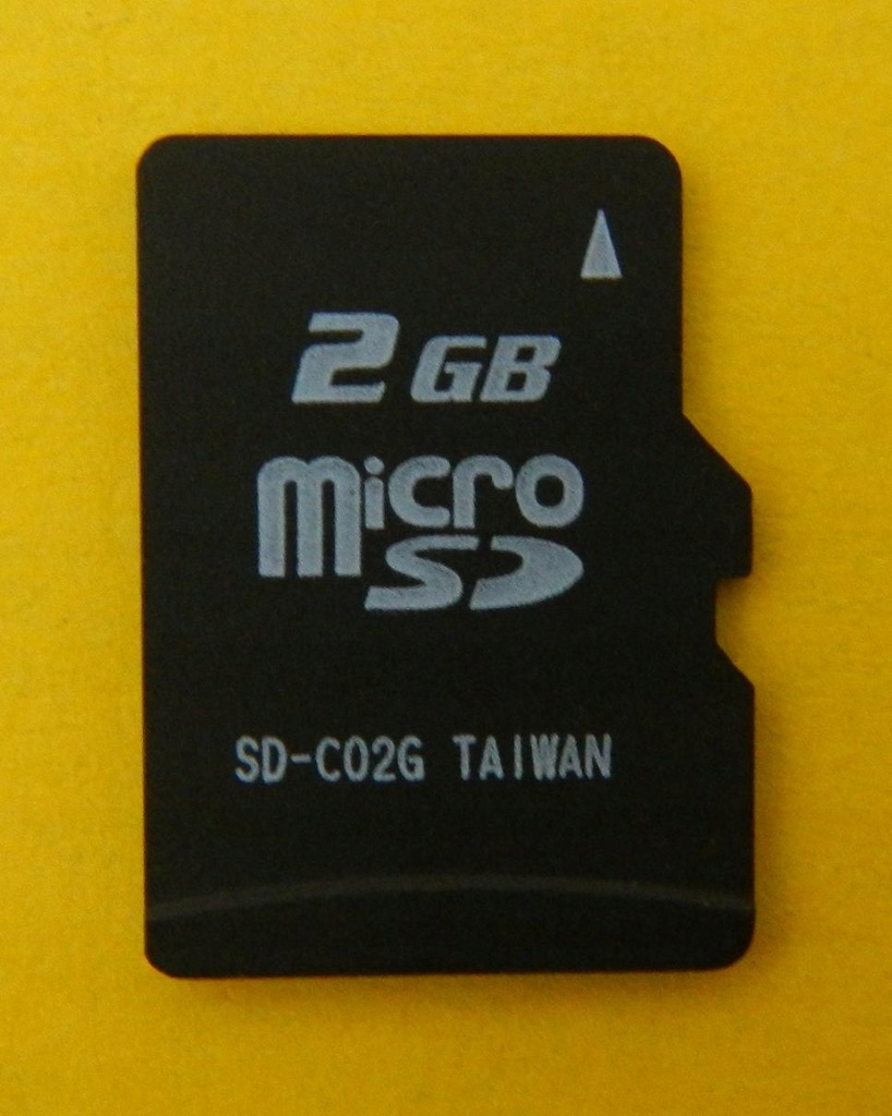 microSD 2 GB --- MADE IN TAIWAN