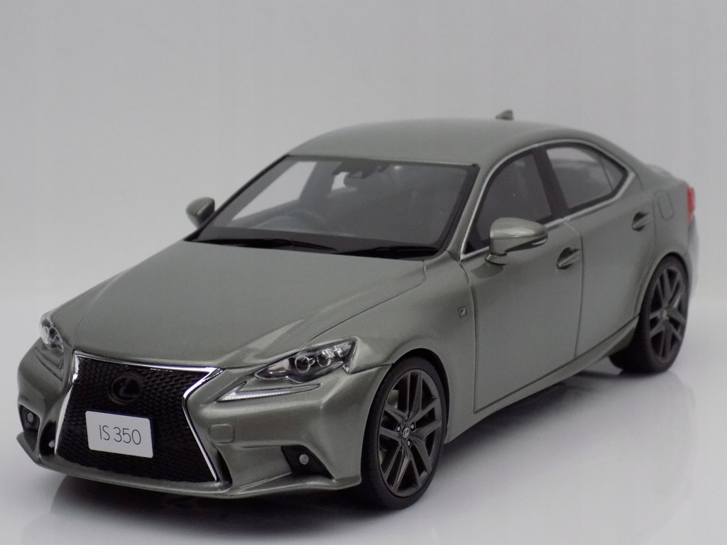 Lexus IS 350 F Sport Kyosho 1:18 NOWOŚĆ ! - 9559165089 - oficjalne