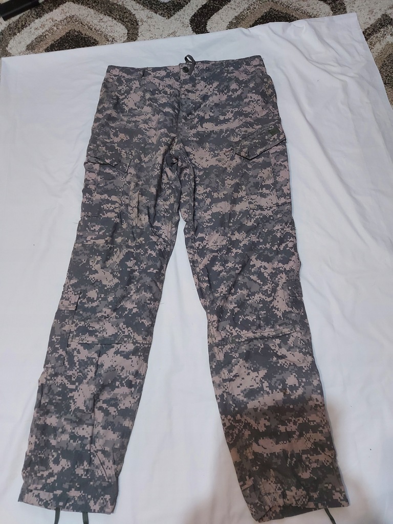 Spodnie US Army ACU roz. L-XL