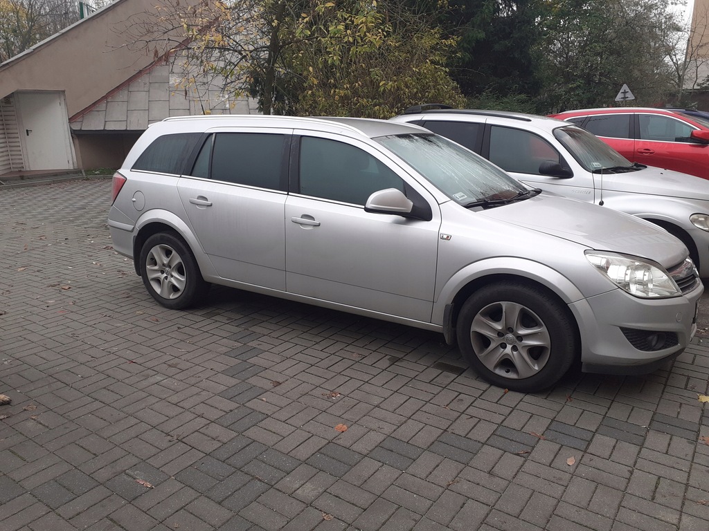 OPEL ASTRA H Furgon (L70) 1.7 CDTI (L70)