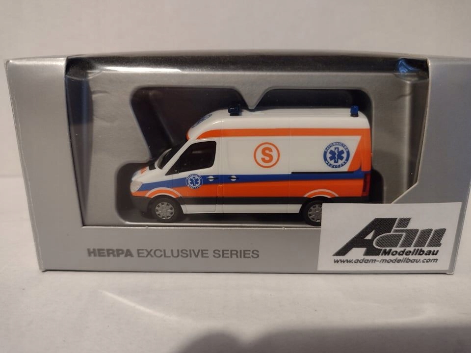 Herpa 1:87 AdamModellbau Mercedes Sprinter Karetka