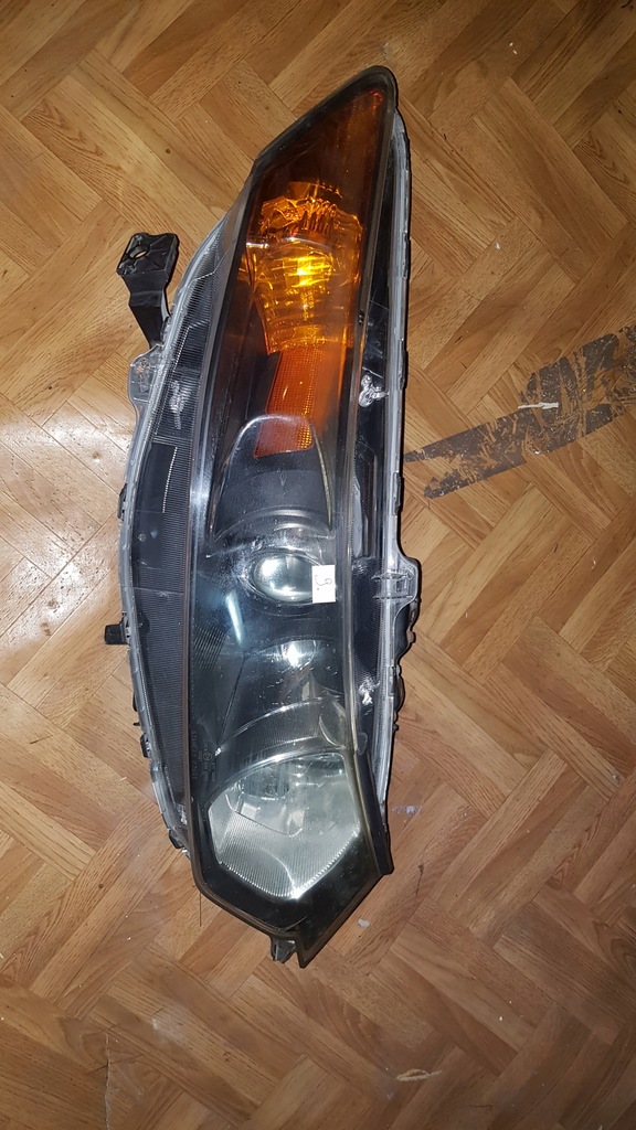 Prawa lampa prawy reflektor Honda Accord 09^ Xenon