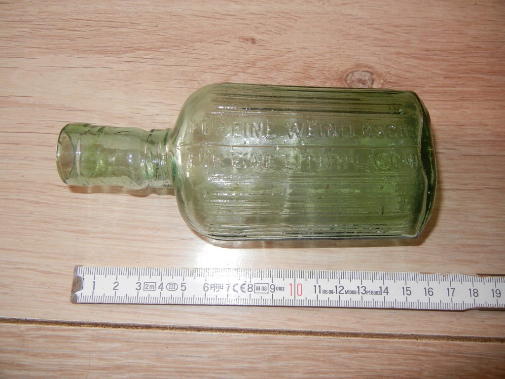Stara niemiecka butelka na ocet