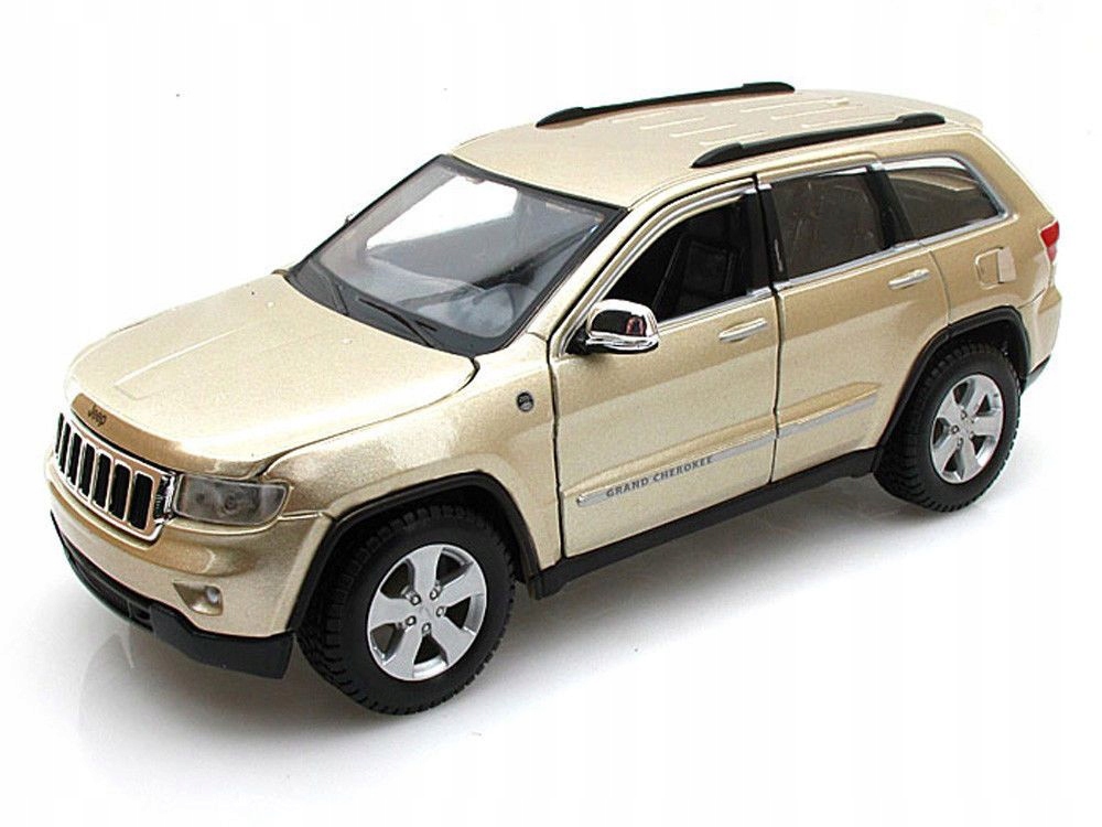 MAISTO JEEP GRAND CHEROKEE LAREDO ZŁOTY 1:24 19cm