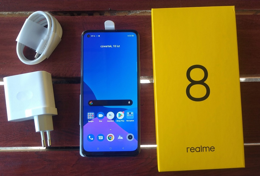 Smartfon Realme 8 6 GB / 128 GB czarny