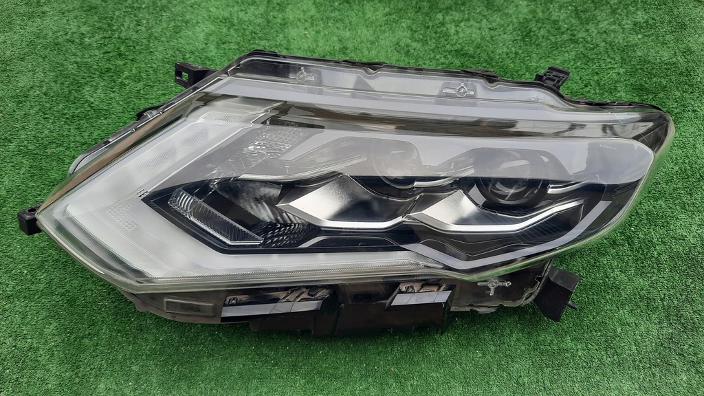 NISSAN X-TRAIL T32 LIFT FULL LED LAMPA PRZEDNIA - 12758856958 ...