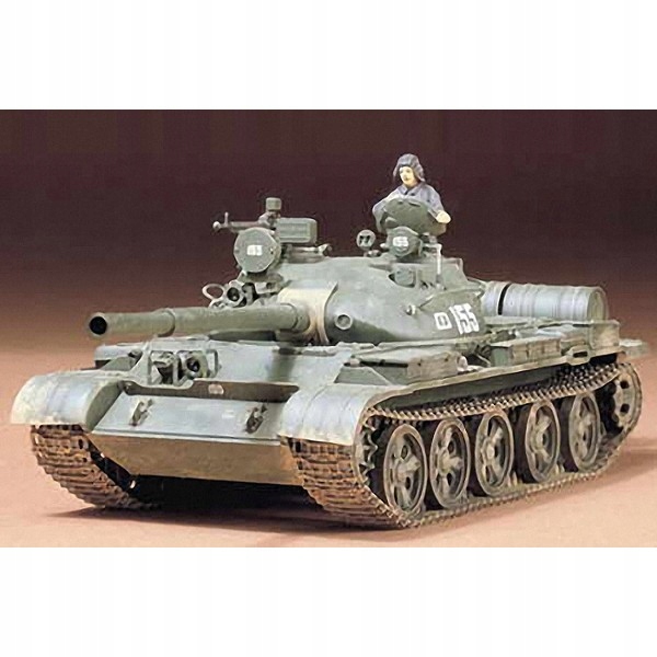 Czołg radziecki T-62A model 35108 Tamiya