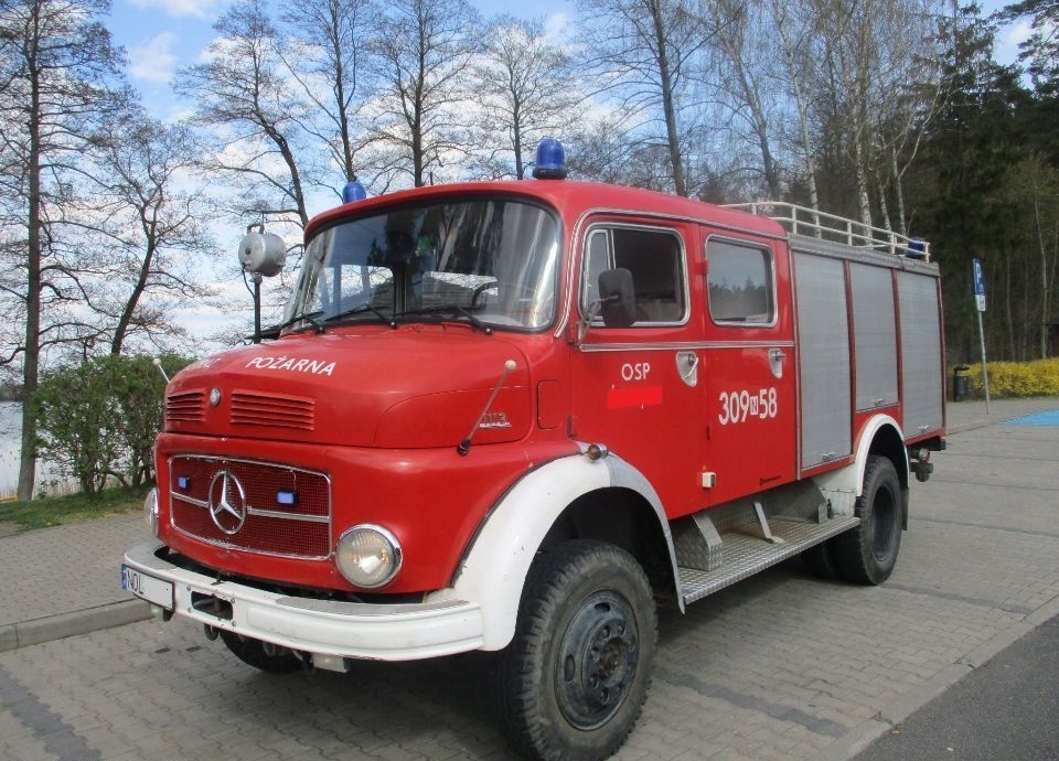 Mercedes-Benz 1113 LAF, 4X4,